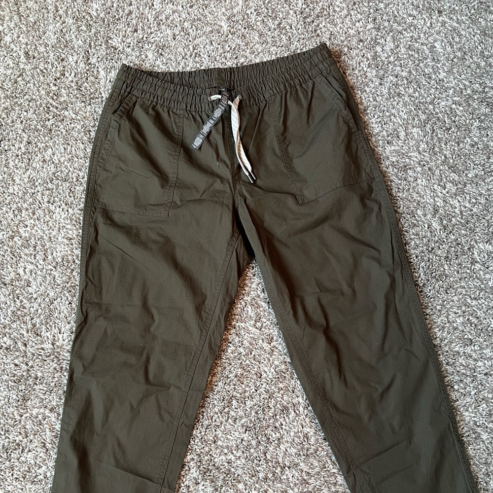 VUORI Womens Ripstop  DuraTerra™ Pants Sz Medium